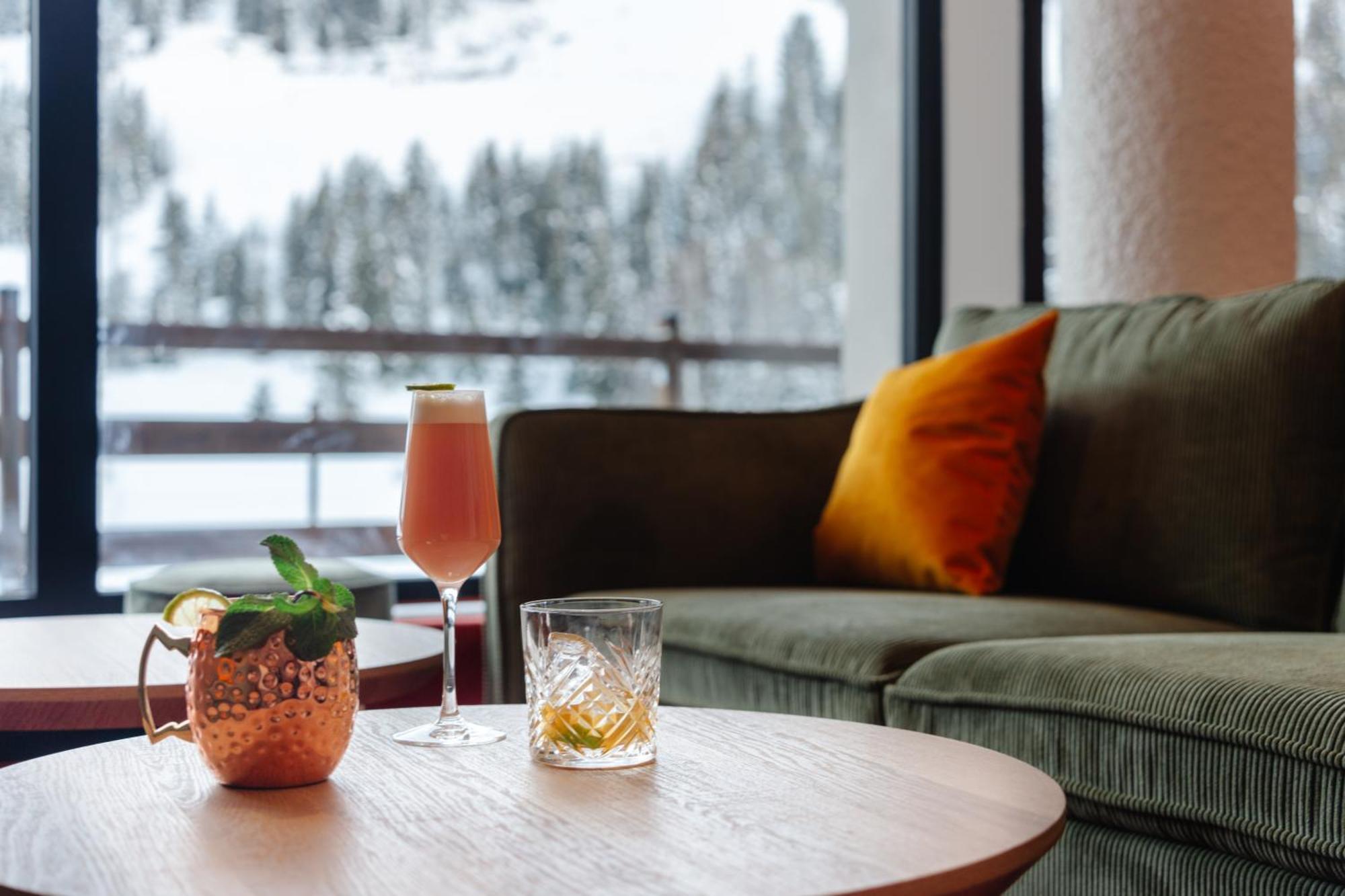 Lake Hotel Courchevel 1850 Eksteriør bilde