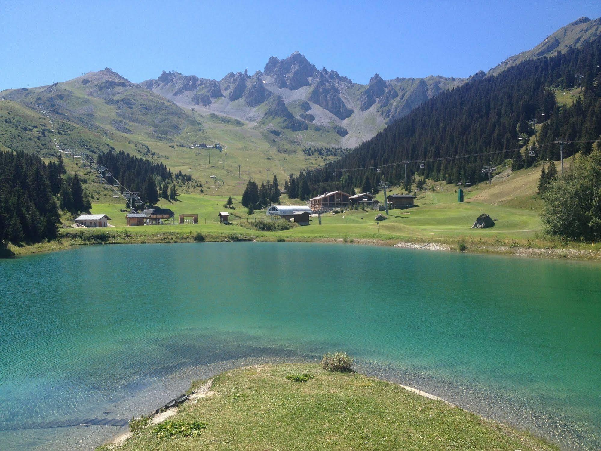 Lake Hotel Courchevel 1850 Eksteriør bilde