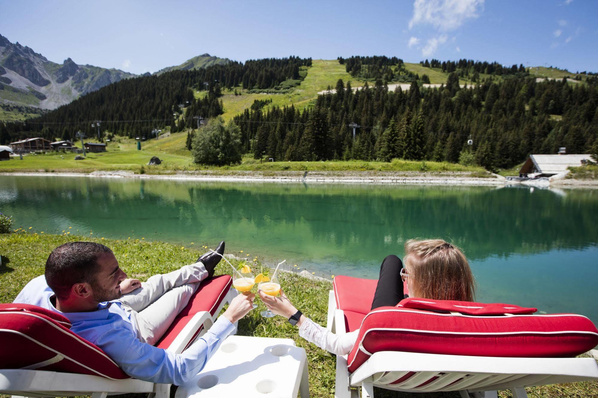Lake Hotel Courchevel 1850 Eksteriør bilde